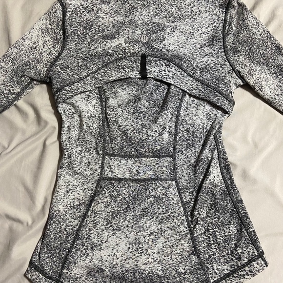 Lululemon zip up jacket - Picture 2 of 4